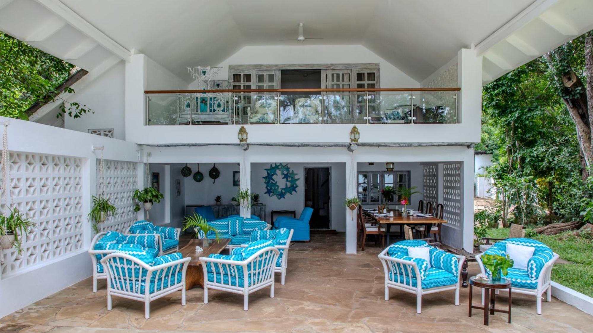 Nomad Beach Resort Диани-Бич Экстерьер фото